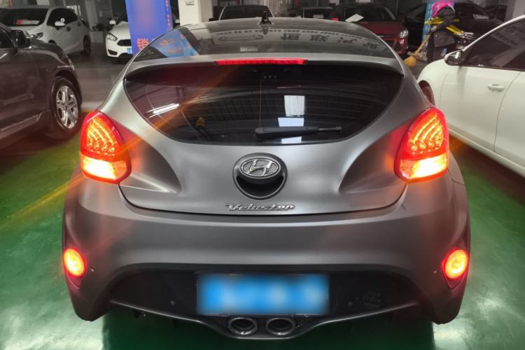 Used Hyundai Veloster 2015 1.6T Automatic Luxury Edition Exterior 4