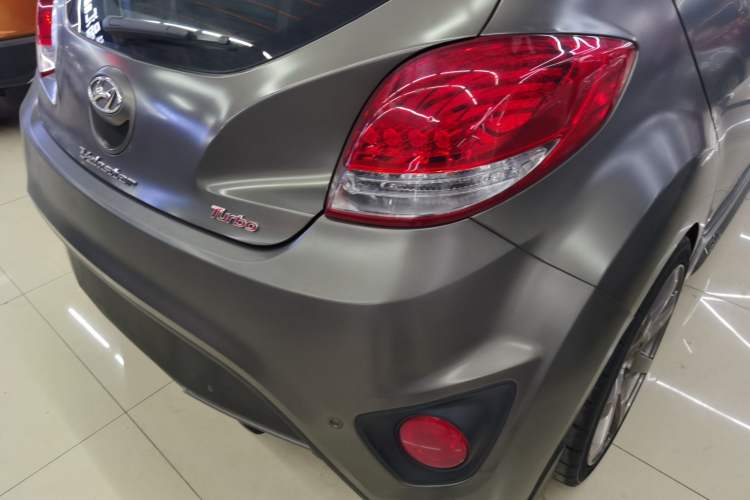 Used Hyundai Veloster 2015 1.6T Automatic Luxury Edition Exterior 6