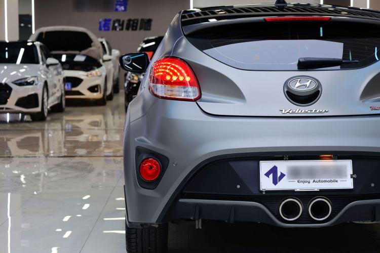 Used Hyundai Veloster 2015 1.6T Automatic Luxury Edition Exterior 7