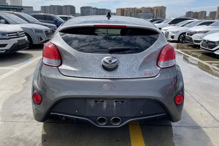 Used Hyundai Veloster 2015 1.6T Automatic Luxury Edition Exterior 8