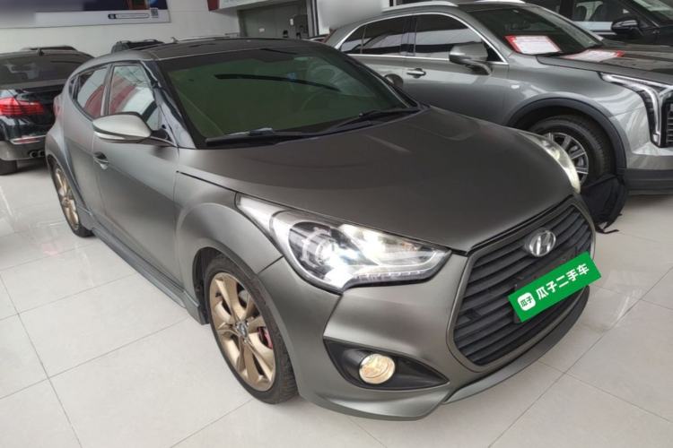 Used Hyundai Veloster 2015 1.6T Automatic Luxury Edition Front Right 45 Deg