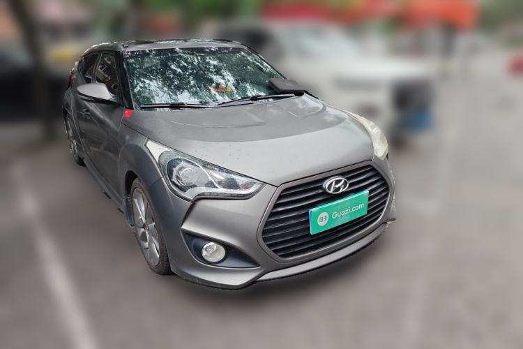 Used Hyundai Veloster 2015 1.6T Automatic Luxury Edition Front Right 45 Deg