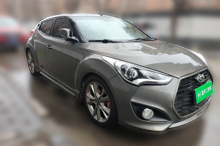 Used Hyundai Veloster 2015 1.6T Automatic Luxury Edition Front Right 45 Deg