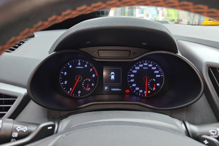 Used Hyundai Veloster 2015 1.6T Automatic Luxury Edition Instrument Cluster