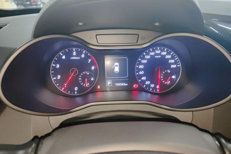 Used Hyundai Veloster 2015 1.6T Automatic Luxury Edition Instrument Cluster