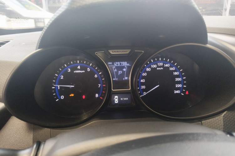 Used Hyundai Veloster 2015 1.6T Automatic Luxury Edition Instrument Cluster
