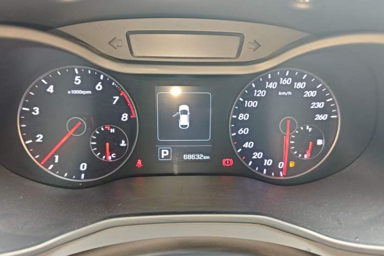 Used Hyundai Veloster 2015 1.6T Automatic Luxury Edition Instrument Cluster