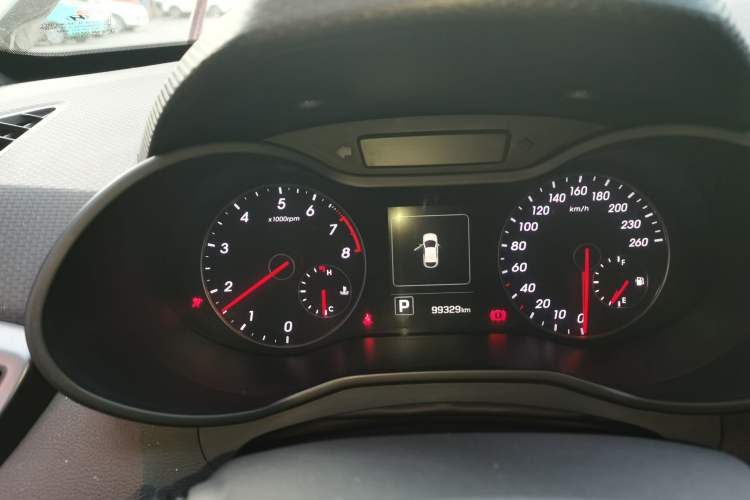 Used Hyundai Veloster 2015 1.6T Automatic Prestige Edition Instrument Cluster