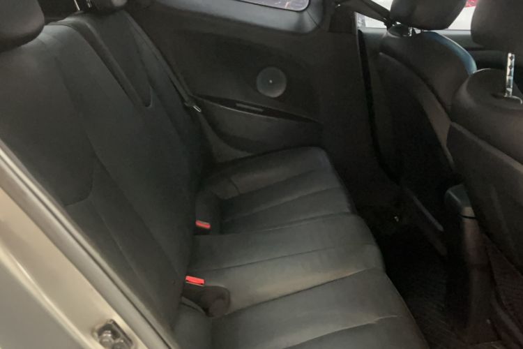 Used Hyundai Veloster 2015 1.6T Automatic Luxury Edition Interior 1