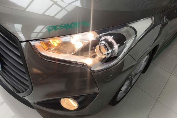 Used Hyundai Veloster 2015 1.6T Automatic Prestige Edition Left Front Headlight