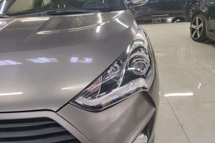 Used Hyundai Veloster 2015 1.6T Automatic Luxury Edition Left Front Headlight