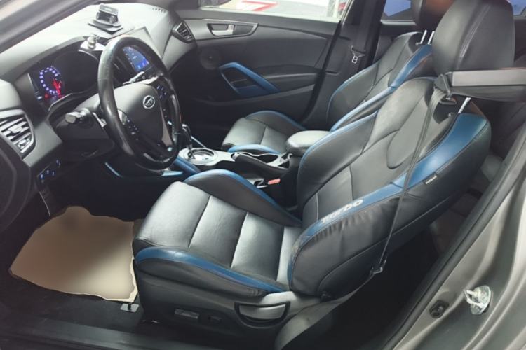 Used Hyundai Veloster 2015 1.6T Automatic Prestige Edition Left Front Seat