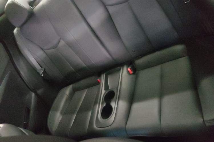 Used Hyundai Veloster 2015 1.6T Automatic Luxury Edition Left Rear Seat