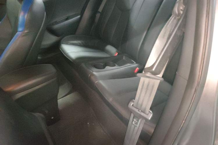 Used Hyundai Veloster 2015 1.6T Automatic Luxury Edition Left Rear Seat