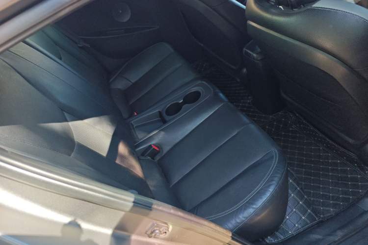 Used Hyundai Veloster 2015 1.6T Automatic Prestige Edition Left Rear Seat