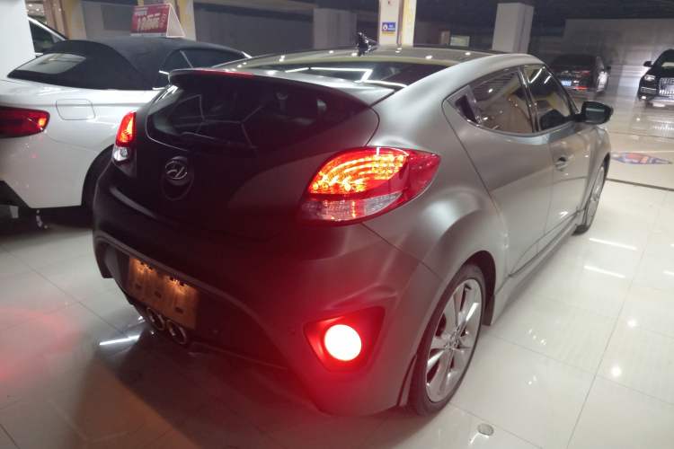 Used Hyundai Veloster 2015 1.6T Automatic Luxury Edition Rear Right 45 Deg