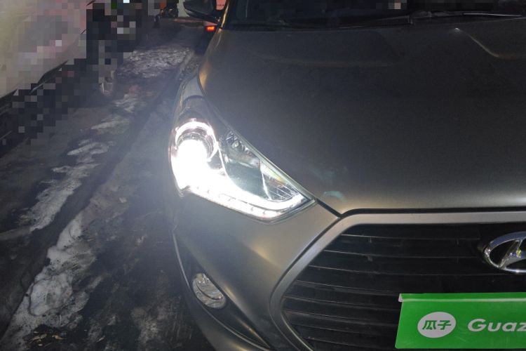 Used Hyundai Veloster 2015 1.6T Automatic Luxury Edition Right Front Headlight