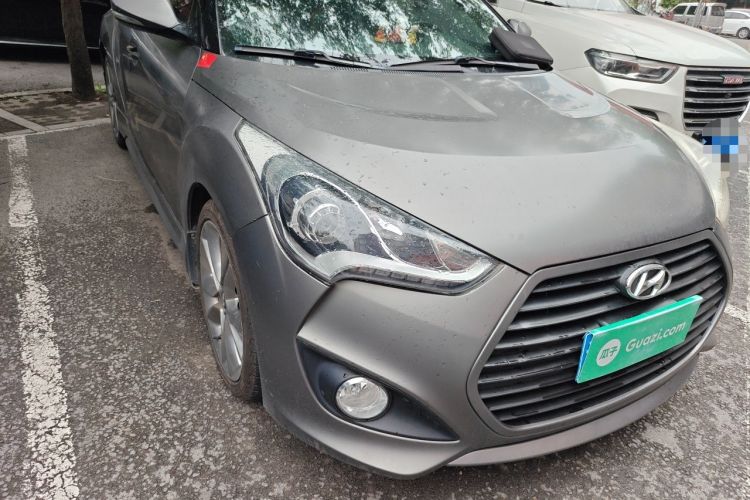 Used Hyundai Veloster 2015 1.6T Automatic Luxury Edition Right Front Headlight
