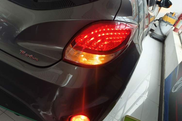 Used Hyundai Veloster 2015 1.6T Automatic Prestige Edition Right Rear Taillight