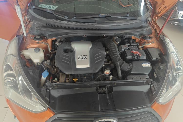 Used Hyundai Veloster 2015 1.6T Automatic Luxury Edition Engine Bay