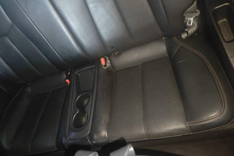 Used Hyundai Veloster 2015 1.6T Automatic Luxury Edition Left Rear Seat