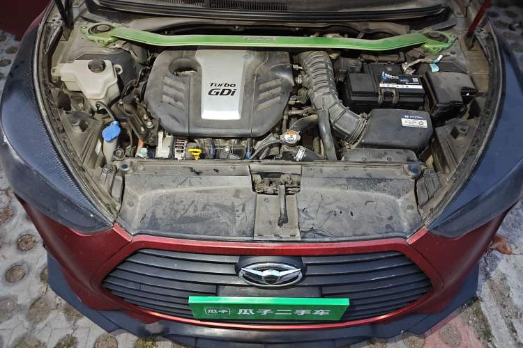Used Hyundai Veloster 2015 1.6T Automatic Luxury Edition Engine Bay