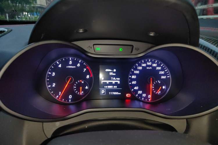 Used Hyundai Veloster 2015 1.6T Automatic Luxury Edition Instrument Cluster