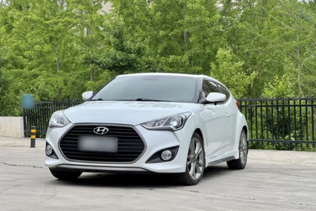 Used Hyundai Veloster 2015 1.6T Automatic Luxury Edition