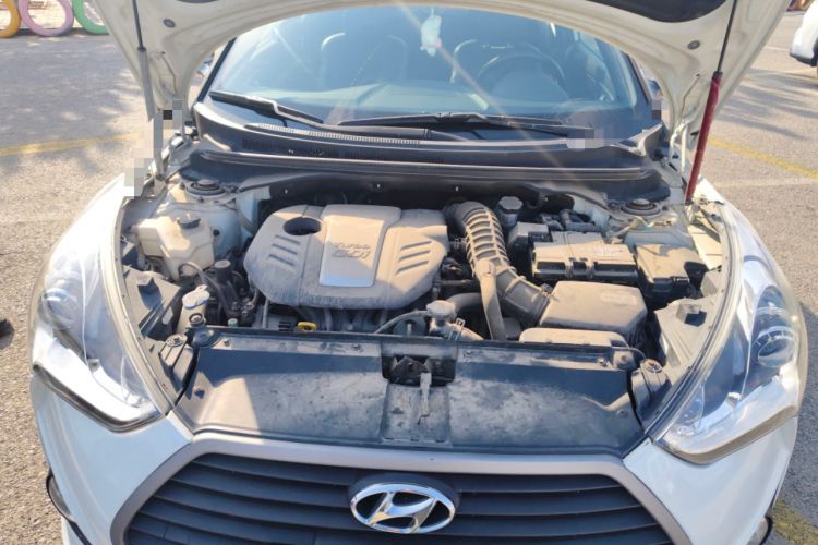 Used Hyundai Veloster 2015 1.6T Automatic Luxury Edition Engine Bay