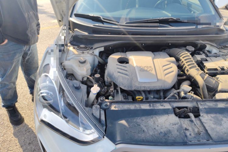 Used Hyundai Veloster 2015 1.6T Automatic Luxury Edition Engine Bay Right