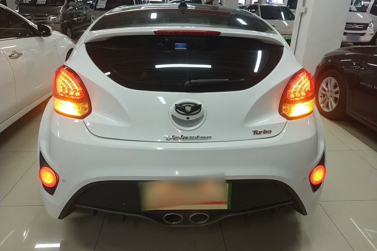 Used Hyundai Veloster 2015 1.6T Automatic Flagship Edition Exterior 4
