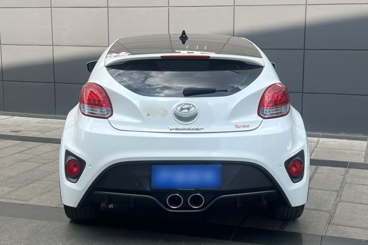 Used Hyundai Veloster 2015 1.6T Automatic Luxury Edition Exterior 5