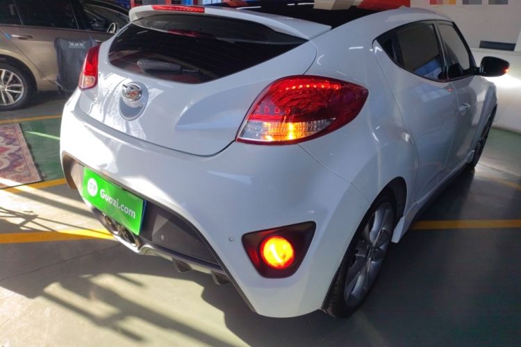 Used Hyundai Veloster 2015 1.6T Automatic Luxury Edition Exterior 5