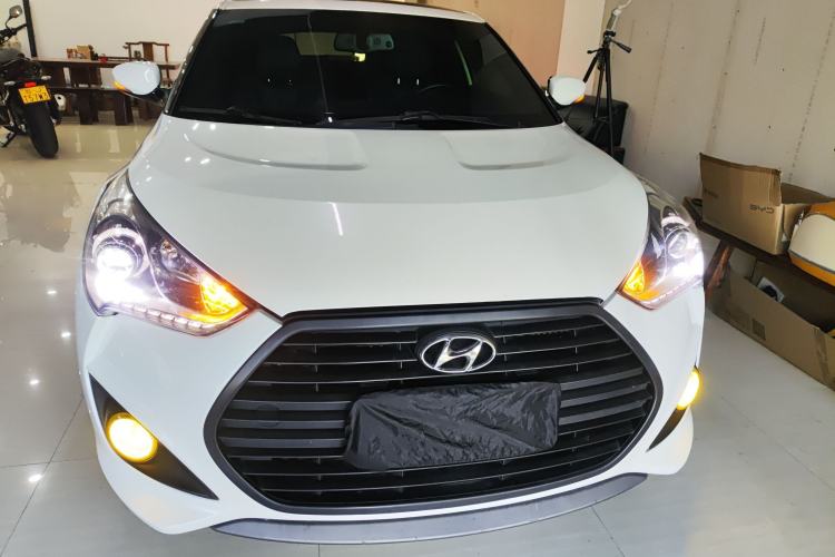 Used Hyundai Veloster 2015 1.6T Automatic Luxury Edition Front