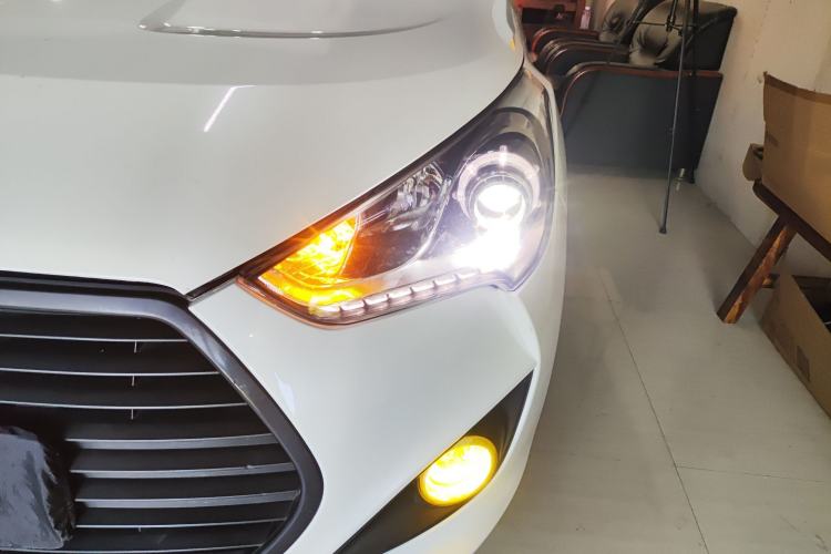 Used Hyundai Veloster 2015 1.6T Automatic Luxury Edition Left Front Headlight