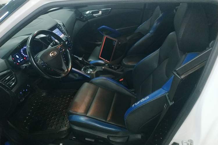 Used Hyundai Veloster 2015 1.6T Automatic Flagship Edition Left Front Seat