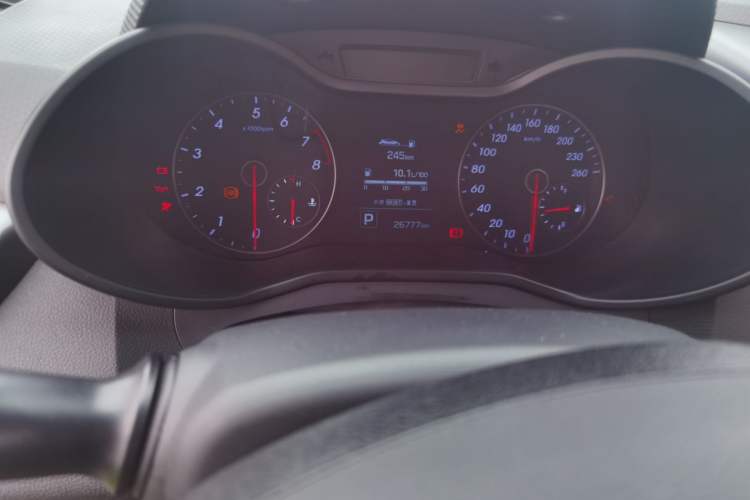 Used Hyundai Veloster 2015 1.6T Automatic Luxury Edition Odometer Close Up