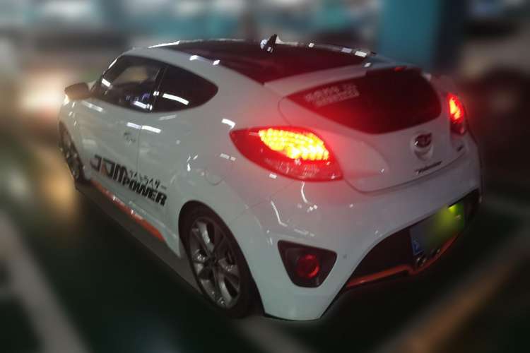 Used Hyundai Veloster 2015 1.6T Automatic Luxury Edition Rear Left 45 Deg