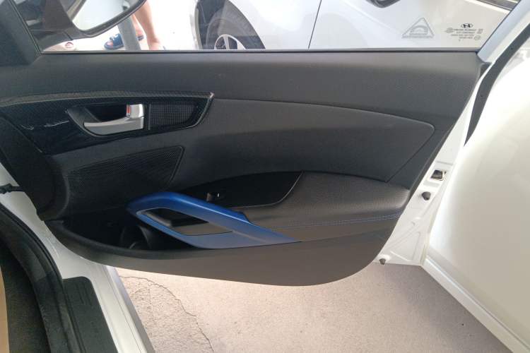 Used Hyundai Veloster 2015 1.6T Automatic Flagship Edition Right Front Door Interior