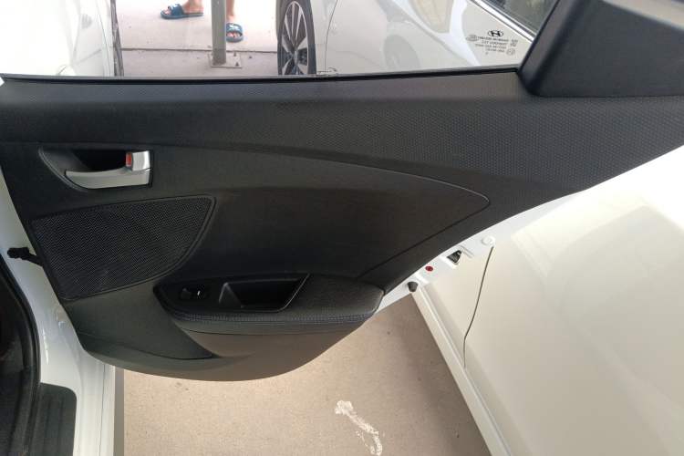 Used Hyundai Veloster 2015 1.6T Automatic Flagship Edition Right Rear Door Interior