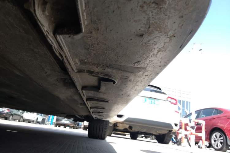 Used Hyundai Veloster 2015 1.6T Automatic Prestige Edition Right Side Sill