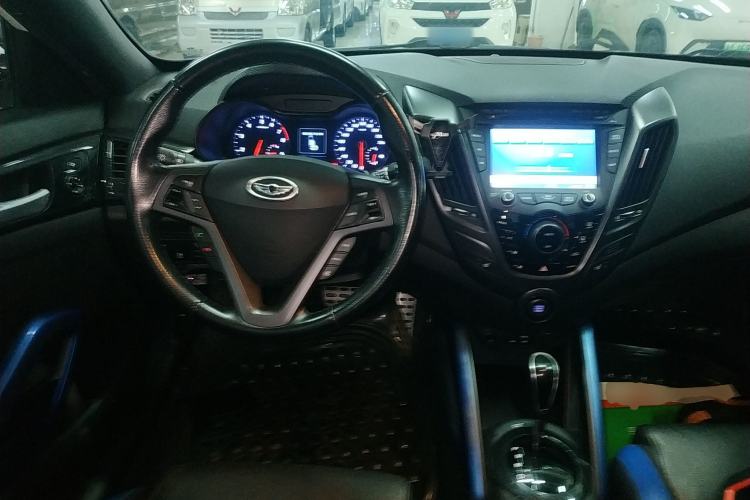 Used Hyundai Veloster 2015 1.6T Automatic Flagship Edition Steering Wheel