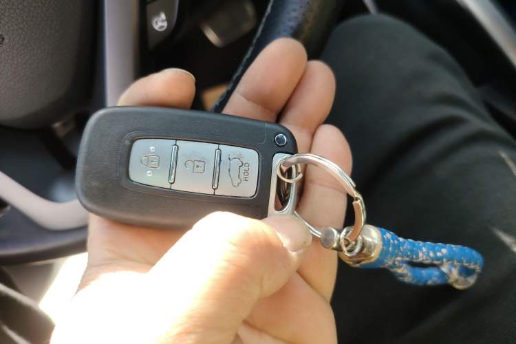 Used Hyundai Veloster 2015 1.6T Automatic Prestige Edition Vehicle Key
