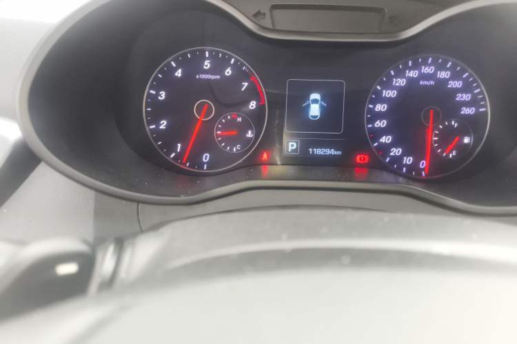 Used Hyundai Veloster 2015 1.6T Automatic Prestige Edition Odometer Close Up
