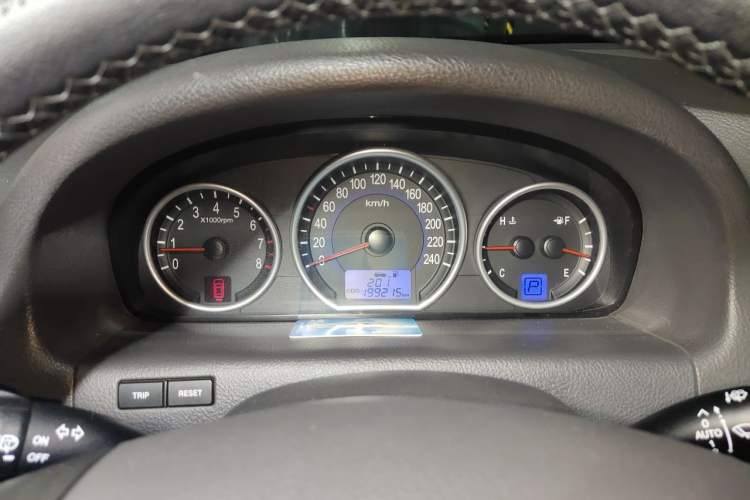 Used Hyundai Veracruz 2007 3.8L Luxury Navigation Edition Instrument Cluster