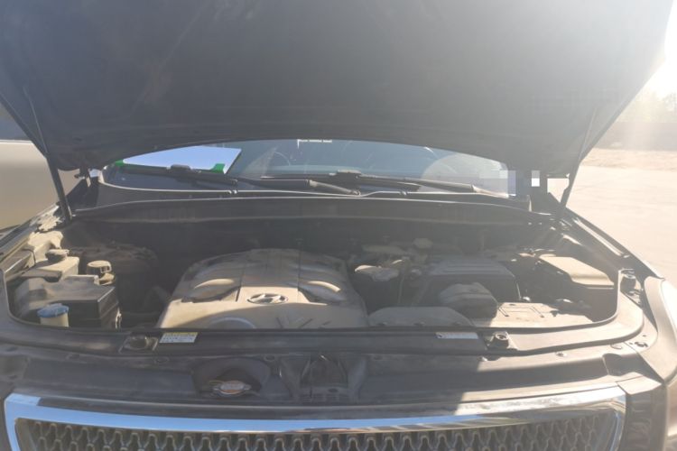 Used Hyundai Veracruz 2009 3.8L Comfort Edition Engine Bay