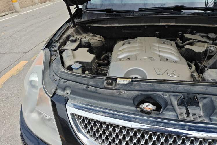 Used Hyundai Veracruz 2009 3.8L Luxury Edition Engine Bay Right