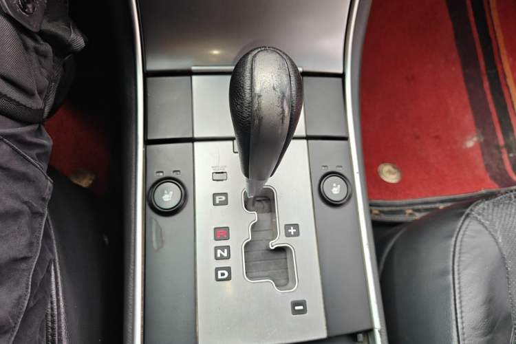 Used Hyundai Veracruz 2009 3.8L Luxury Edition Gear Lever