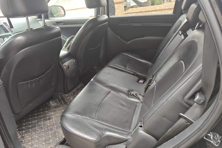 Used Hyundai Veracruz 2009 3.8L Luxury Edition Left Rear Seat