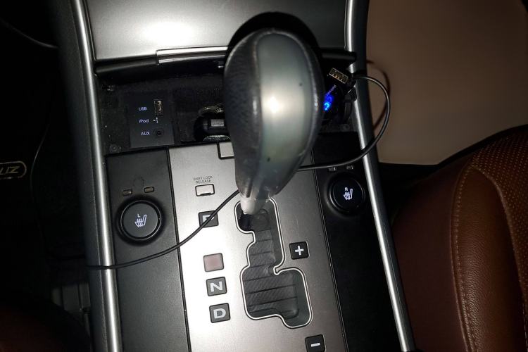 Used Hyundai Veracruz 2009 3.8L Luxury Edition Gear Lever